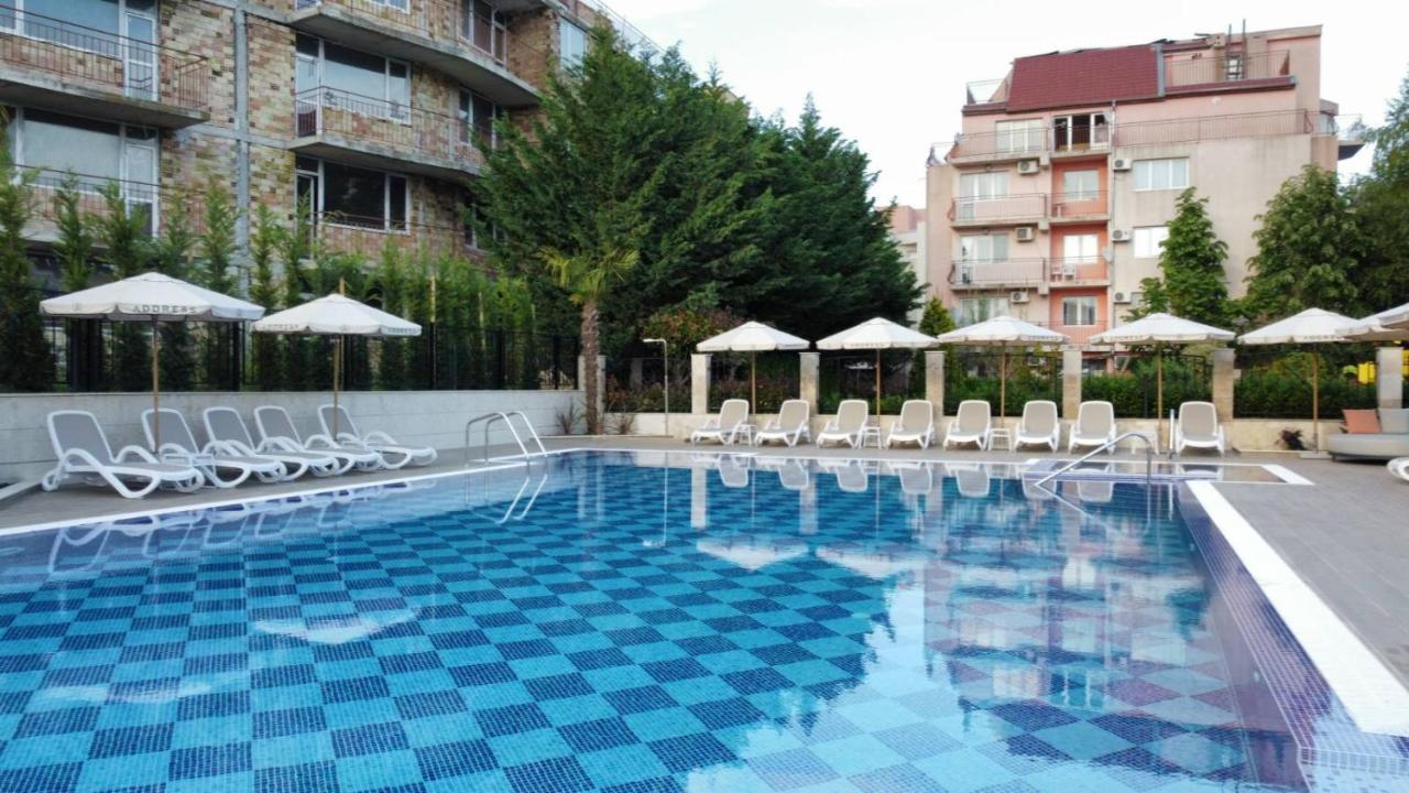Хотел Address Ravda Exteriér fotografie