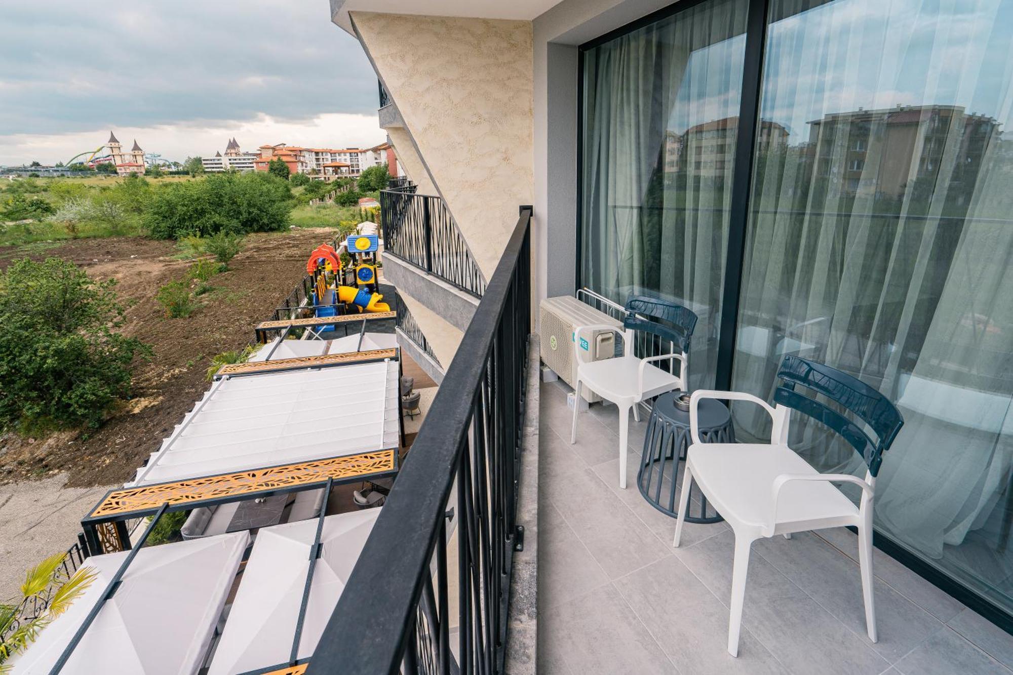 Хотел Address Ravda Exteriér fotografie