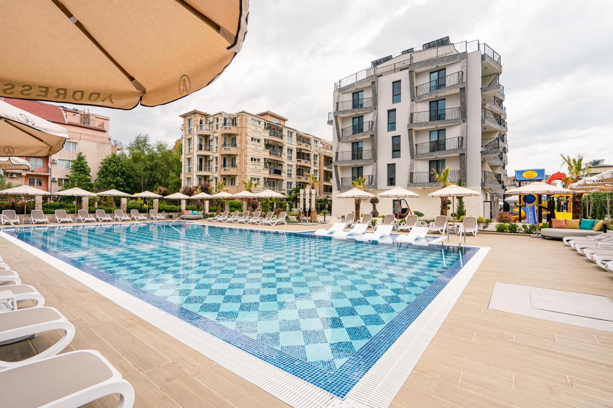 Хотел Address Ravda Exteriér fotografie