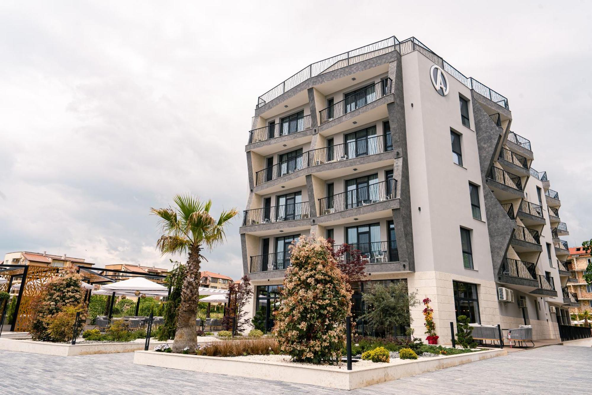 Хотел Address Ravda Exteriér fotografie